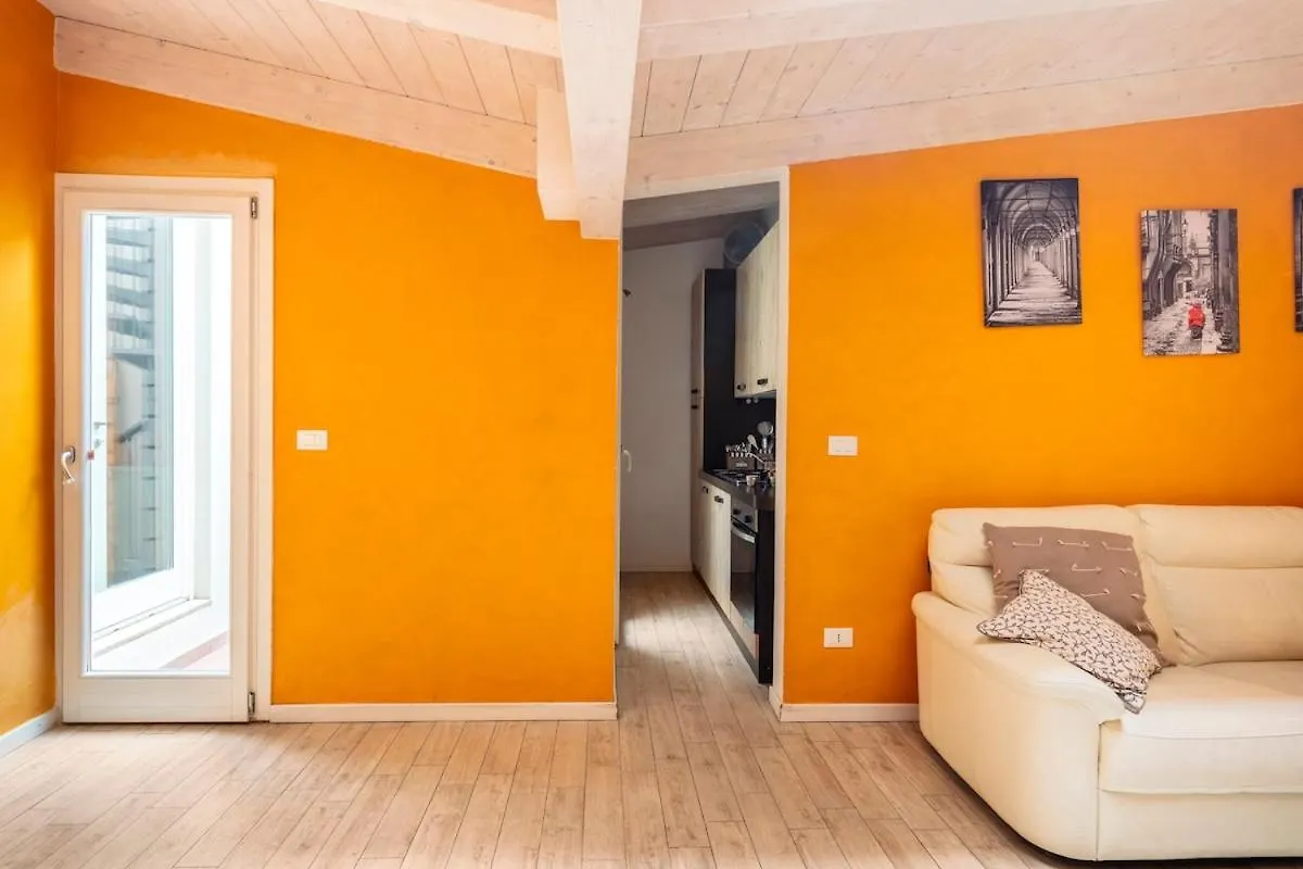 Secret Terrace Downtown Loft, Rooftop Terrace, 2 Bedrooms, Ac Bologna 0*,  Italy