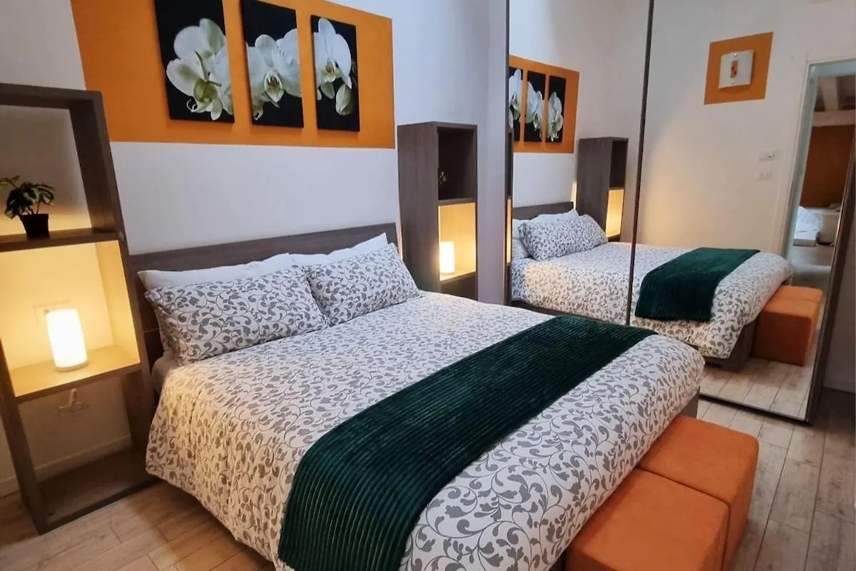 Apartment Secret Terrace Downtown Loft, Rooftop Terrace, 2 Bedrooms, Ac Bologna