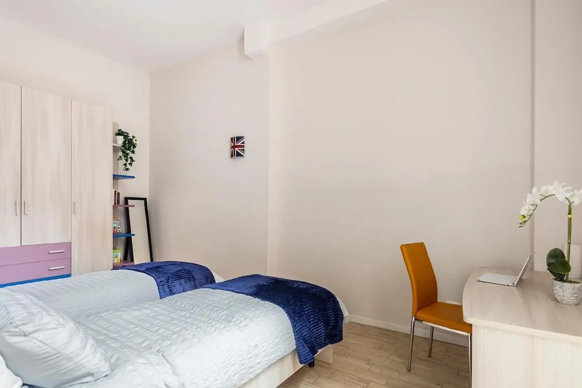 Secret Terrace Downtown Loft, Rooftop Terrace, 2 Bedrooms, Ac Bologna 0*,  Italy